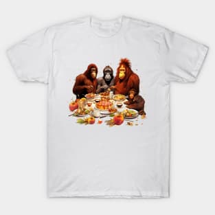 Orangutan Family Thanksgiving T-Shirt